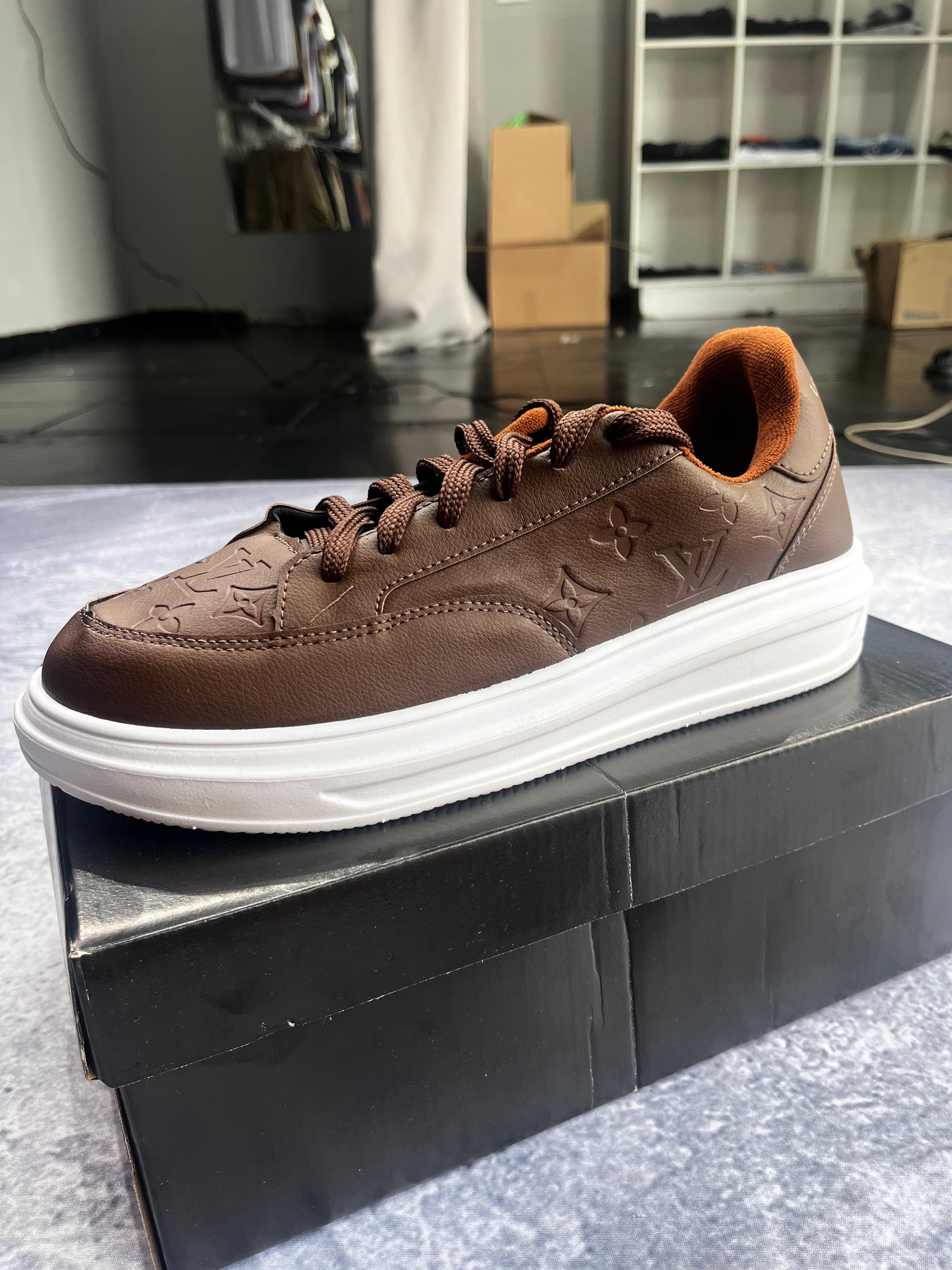 TÊNIS LOUIS VUITTON