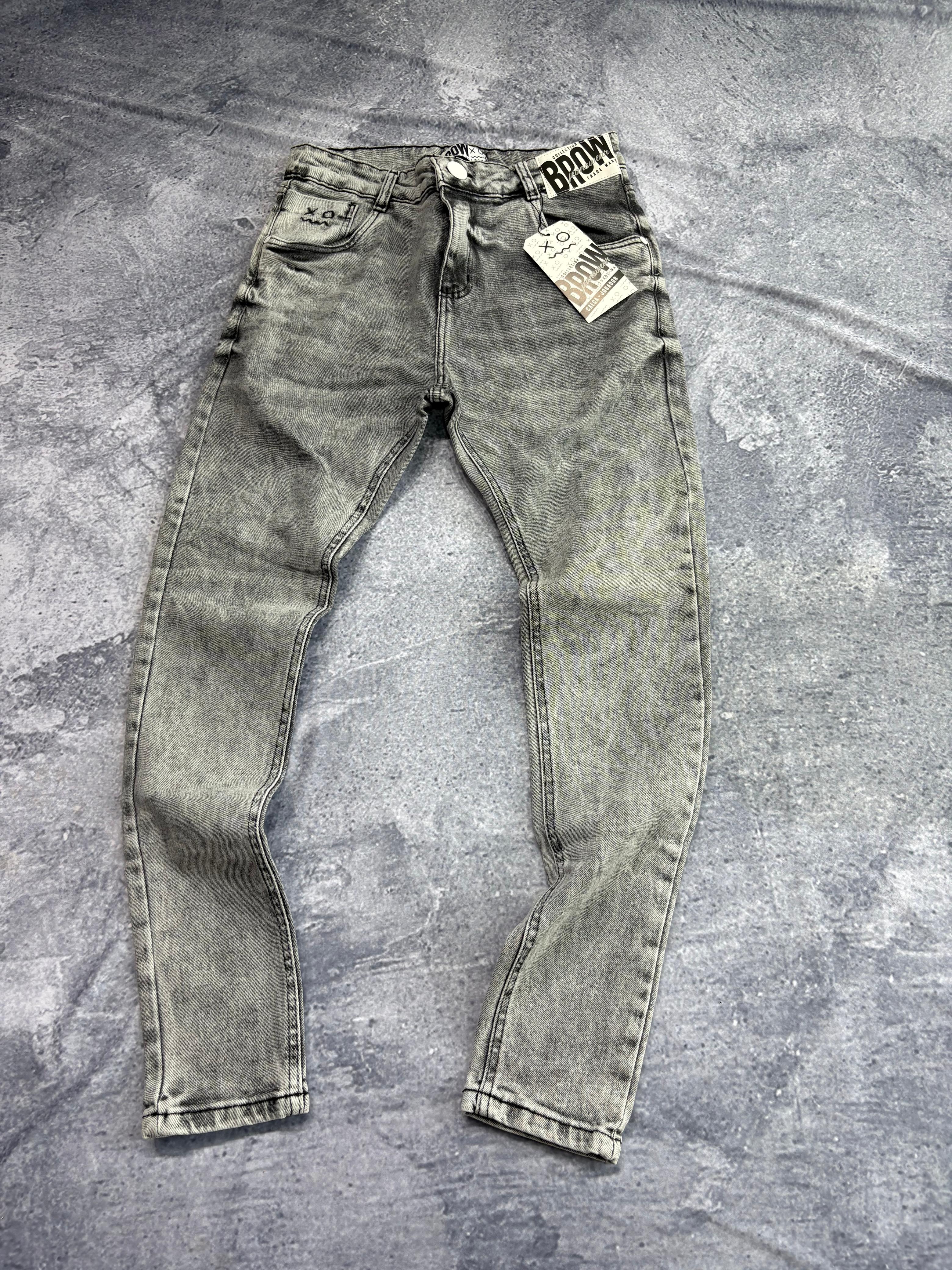 CALÇA JOGADOR BROW JEANS CINZA BASICA DETALHE BRANCO