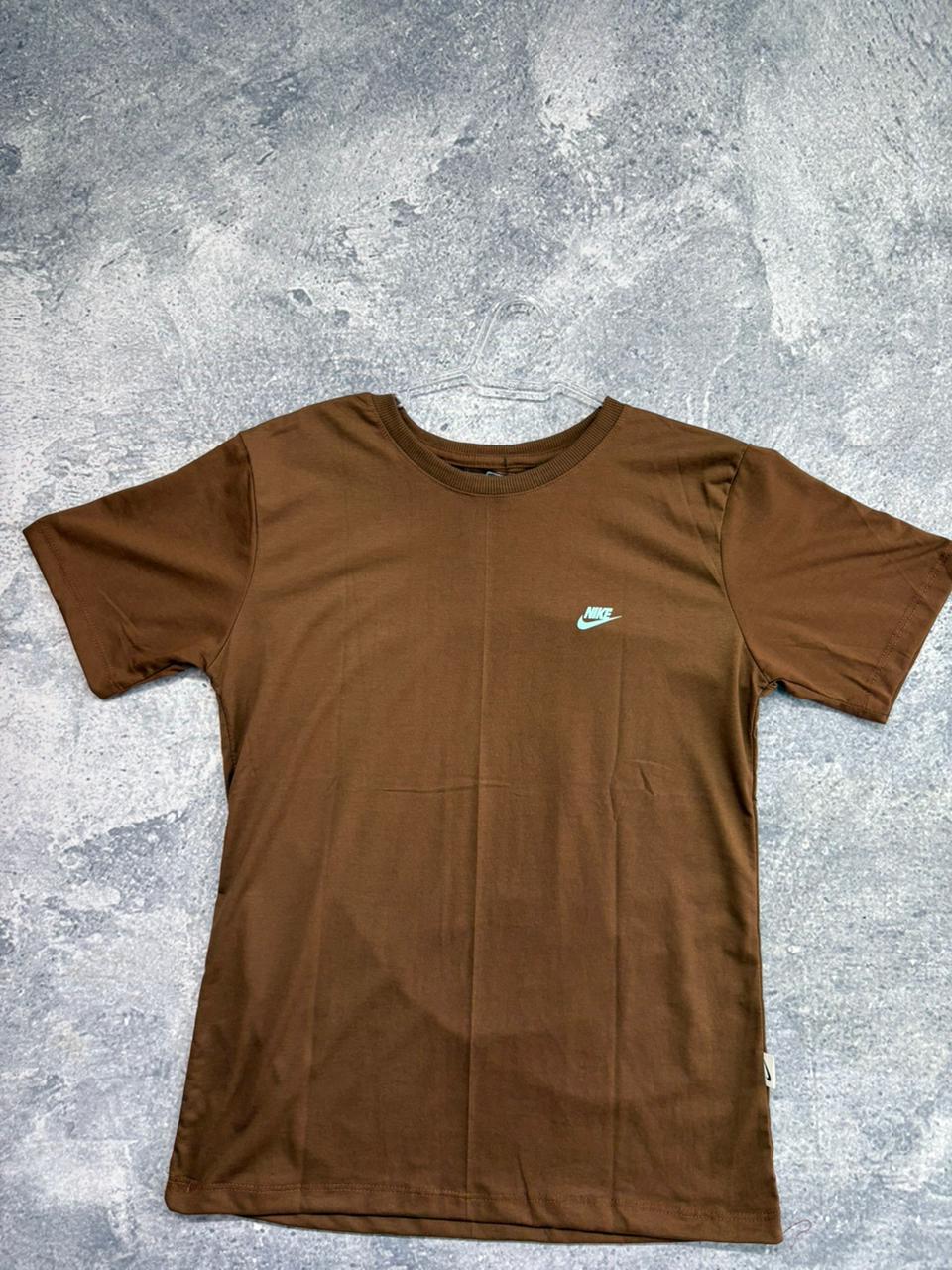 CAMISETA MALHA PREMIUM • 30.1 PENTEADA \& LAVADA marrom