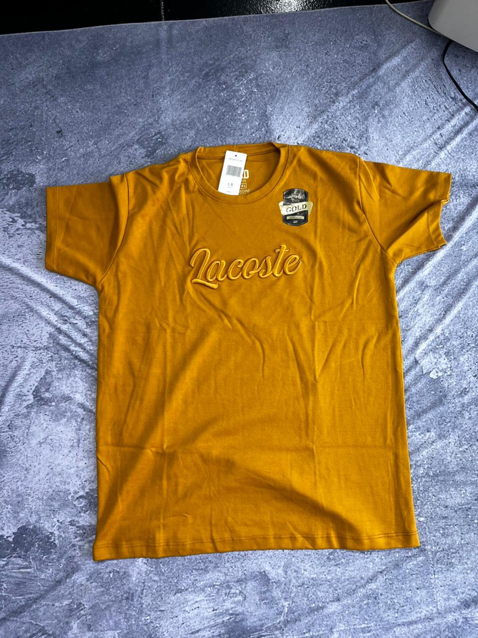 CAMISETAS 40.1 LACOSTE  MOSTARDA