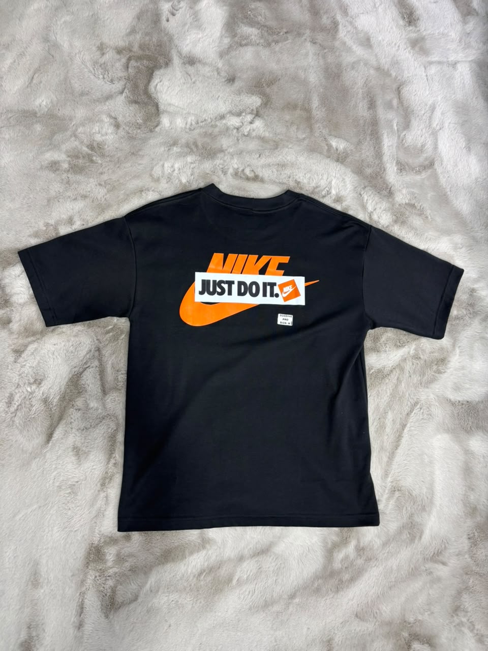 CAMISETA OVERSIZED NIKE